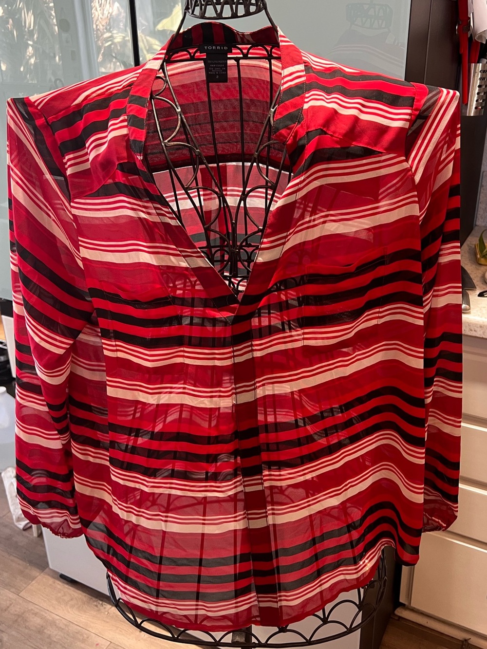 Torrid Red Striped Sheer Georgette High-Low Blouse Size 2 / 2X Retro ♥️